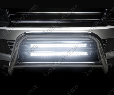 Grande plano da Barra LED Osram LEDriving® LIGHTBAR FX500-CB iluminação