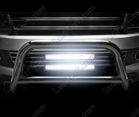 Grande plano da Barra LED Osram LEDriving® LIGHTBAR SX300-CB iluminação