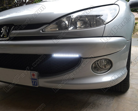 LED Luzes de circulação diurna - Luzes diurnas Peugeot 206 (>10/2002)