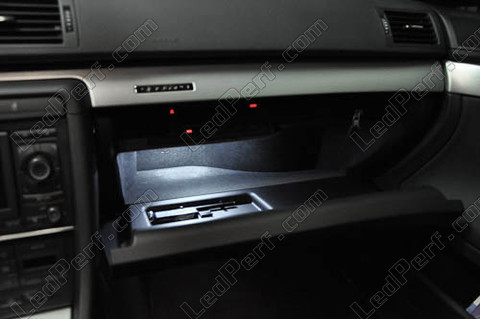 LED Porta-luvas Audi A4 B7 Cabriolet