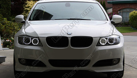 LED Angel eyes BMW Serie 3 (E90 E91) Fase 2 LCI com xénon