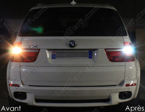 LED Luz de marcha atrás BMW X5 (E70) antes e depois