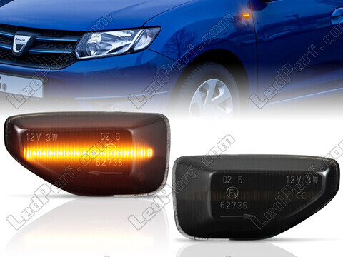 Piscas laterais dinâmicos LED para Dacia Sandero 2