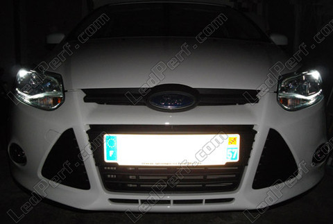 LED Luzes de presença (mínimos) branco xénon Ford Focus MK3