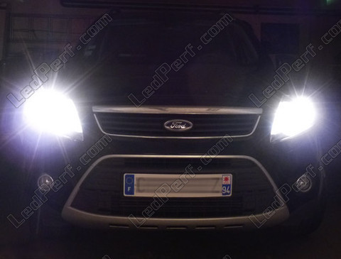 LED Luzes de estrada (máximos) Xénon Efeito Ford Kuga