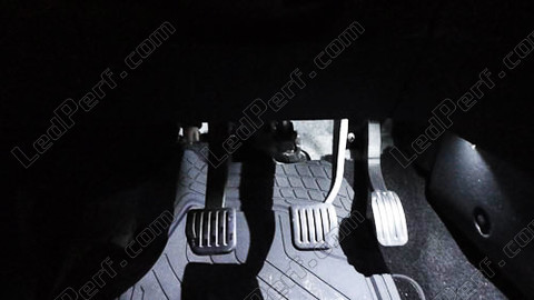 LED Piso Ford Mondeo MK4