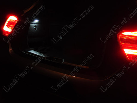 LED Bagageira Mercedes Classe B (W246)