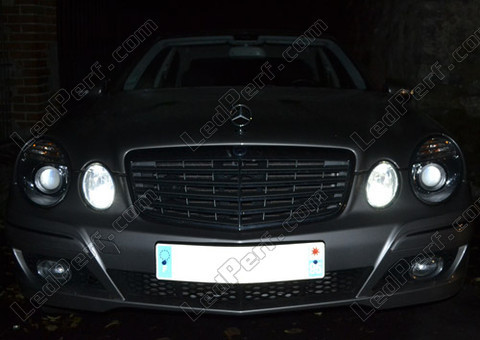 LED Luzes de presença (mínimos) branco xénon Mercedes Classe E (W211)