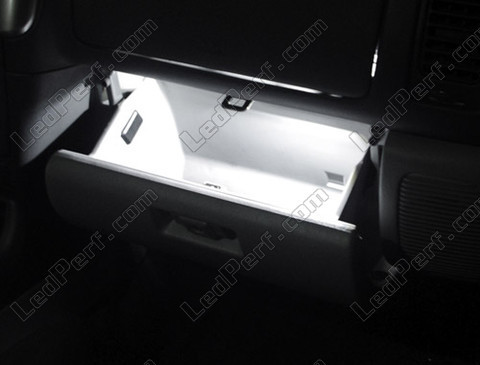 LED Porta-luvas Mitsubishi Pajero sport 1