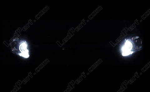 LED Luzes de presença (mínimos) branco xénon Opel Corsa D