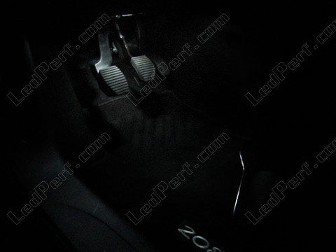 LED Piso Peugeot 2008