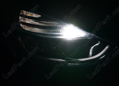 LED Luzes de presença (mínimos) branco xénon Renault Clio 4 (IV)