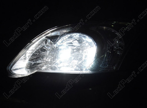 LED Luzes de cruzamento (médios) Toyota Corolla E120