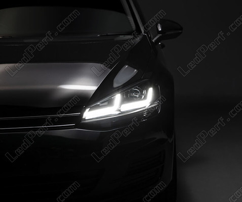 Luzes de circulação diurna LED Osram LEDriving® para Volkswagen Golf 7