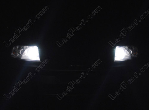 LED Luzes de estrada (máximos) Volkswagen Sharan 7M 2001-2010