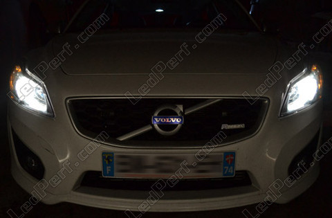 Lâmpada Xénon Efeito Luzes de cruzamento (médios) Volvo C30 LED