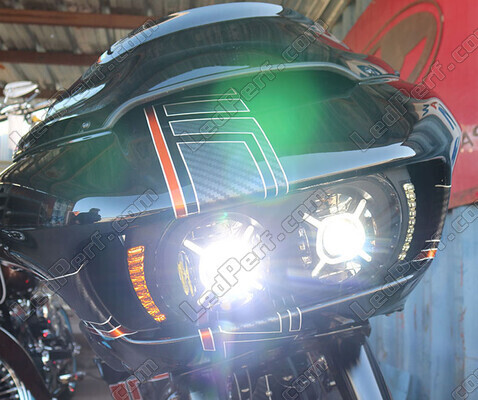 Farol LED para Harley-Davidson Road Glide 1690 (2015 - 2017)