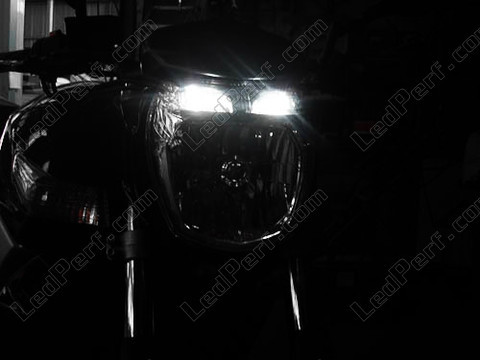 LED Luzes de presença (mínimos) branco xénon Suzuki GSR 600
