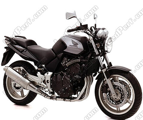Motocicleta Honda CBF 600 N (2004 - 2012)
