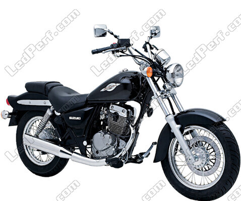 Motocicleta Suzuki Marauder 125 (1998 - 2012)