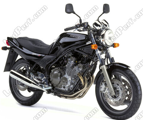 Motocicleta Yamaha XJ 600 N (1991 - 2003)