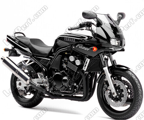Motocicleta Yamaha FZS 600 Fazer (MK1) (1998 - 2001)