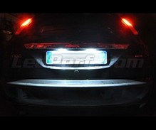 Pack de iluminação de chapa de matrícula de LEDs (branco xénon) para Ford Focus MK1
