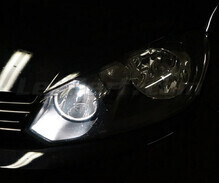 Pack lâmpadas de luzes de circulação diurna e de estrada H15 Xénon Efeitos para Volkswagen Jetta 6