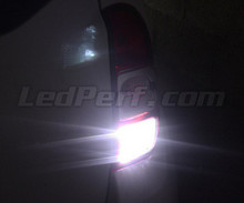 Pack LEDs (branco 6000K) luzes de marcha atrás para Dacia Duster