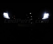 Pack de luzes de presença de LED (branco xénon) para Opel Vectra C